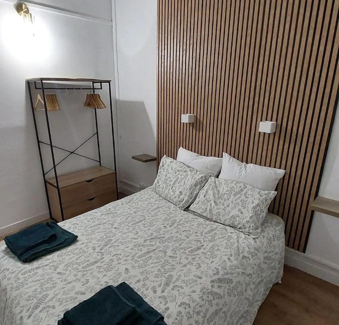 Apartment In Noailles Μασσαλία