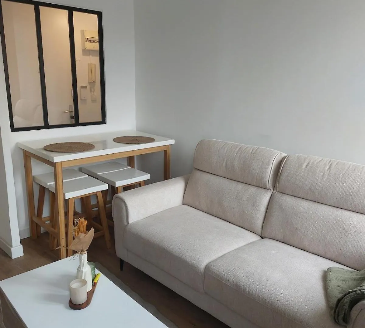 Apartment In Noailles Marseille France